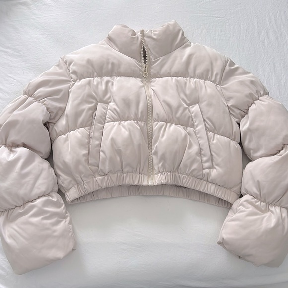 H&M cropped puffer jacket - Picture 1 of 4